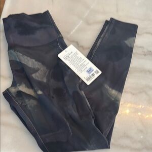 Wunder Train HR Tight 28” Leggings